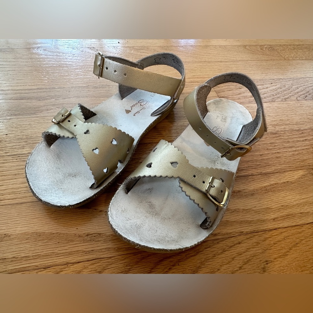 Salt water sandals gold size 13